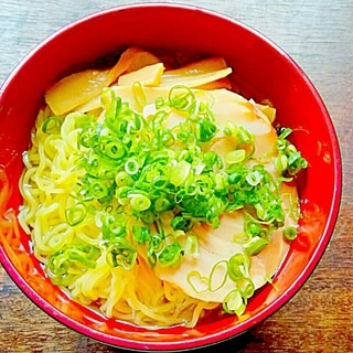 冷やしあごだしラーメン